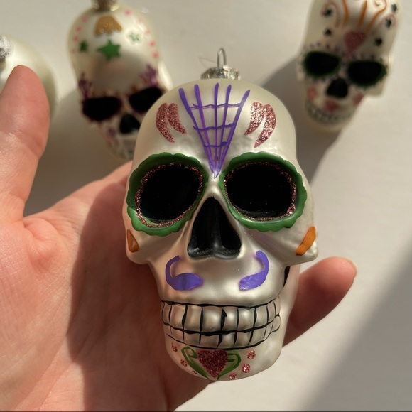 Halloween Day of the Dead Skull Ornaments (4) - Picture 12 of 16